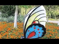 Sculpture en acier inoxydable