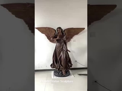 Sculpture en acier inoxydable